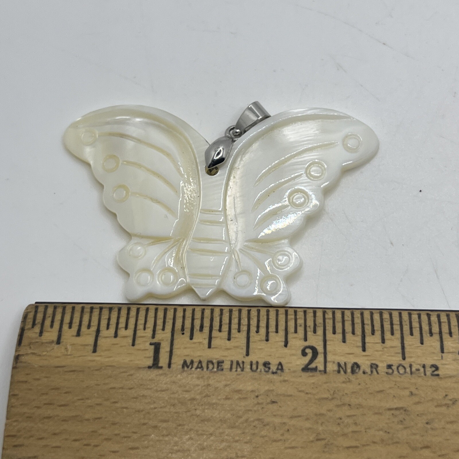 Butterfly Pendant Conch Shell Like – Costume Jewelry Ivory Color