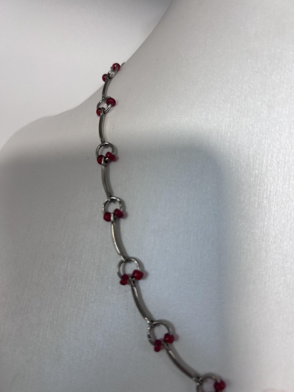 Necklace Silver Tone Red Glass Bead Station Curved Bar 18 Inch Lobster Clasp