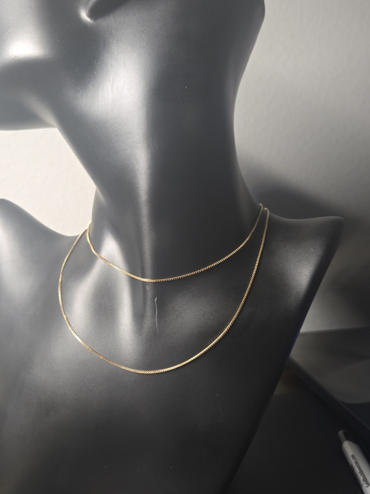 14K Gold Box Chain Necklace w Spring Ring Clasp. 24″ L Great Layered Look