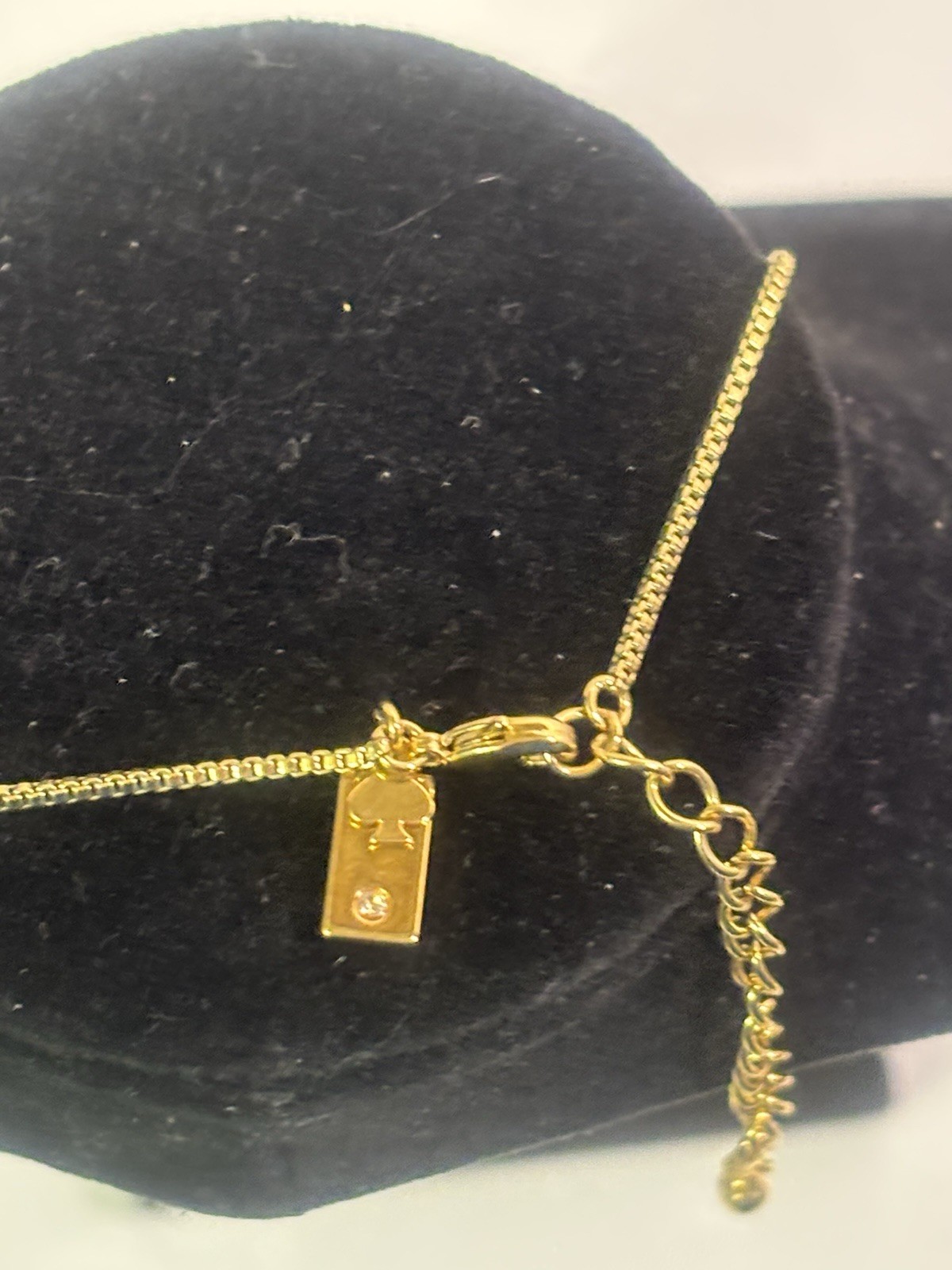Kate Spade Gold Tone Interlocking Circle Necklace Pavé Pendant Adjustable