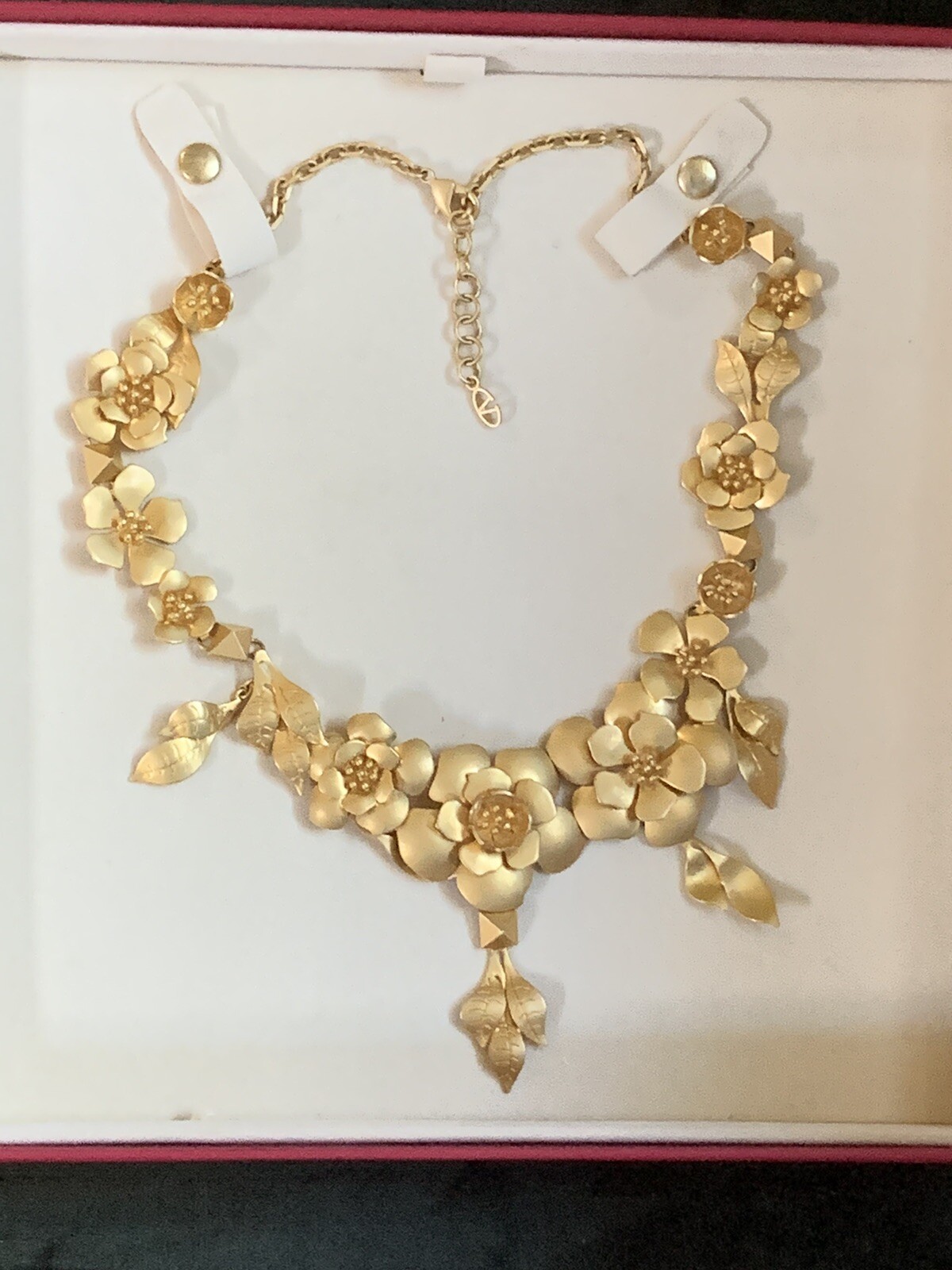 VALENTINO GARAVANI “FLOWER” GOLD PLATED METAL NECKLACE Sz. N/A