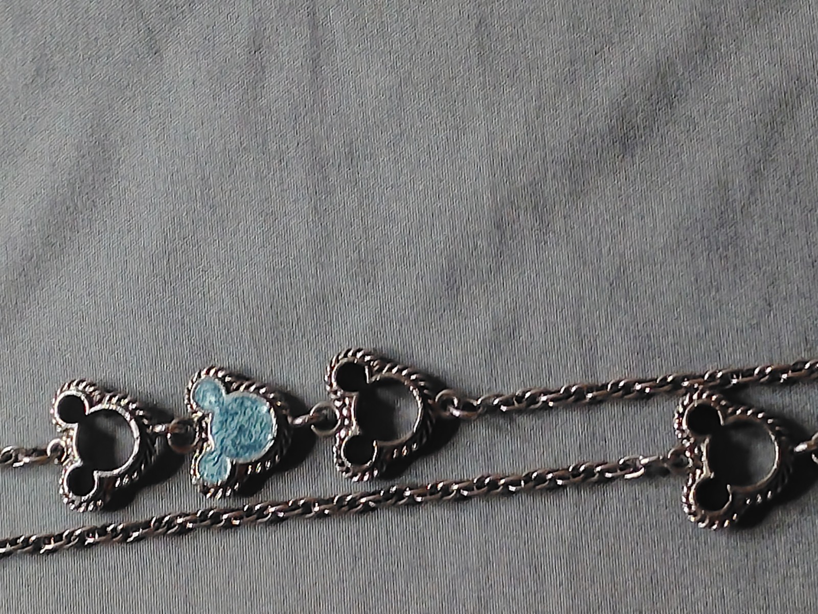 Mouse Silhouette Long Chain Necklace Blue Glitter Accents Silver Tone 32″