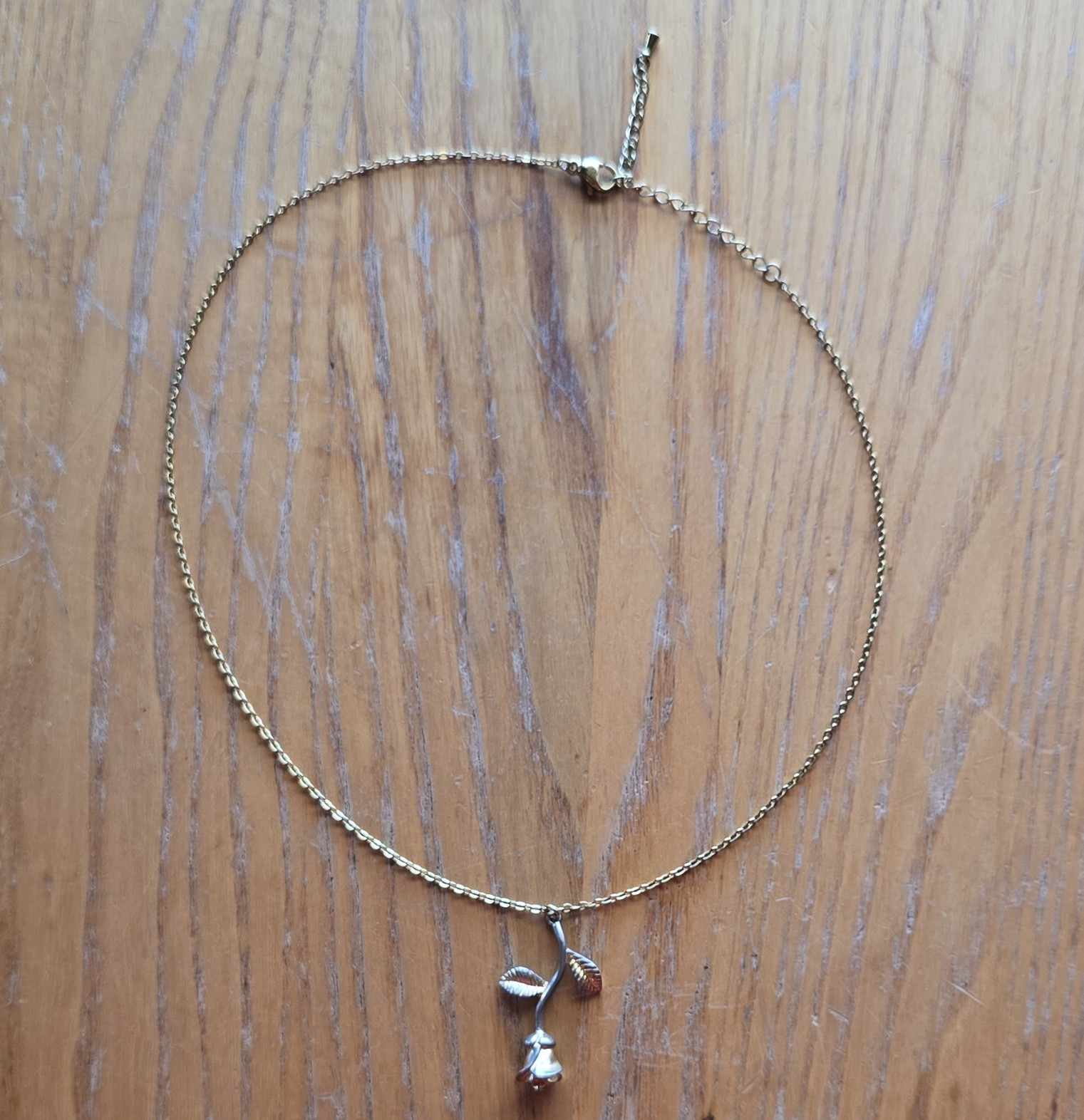 Gold Tone Rose Flower Charm Pendant Necklace Cable Chain Adjustable Lobster