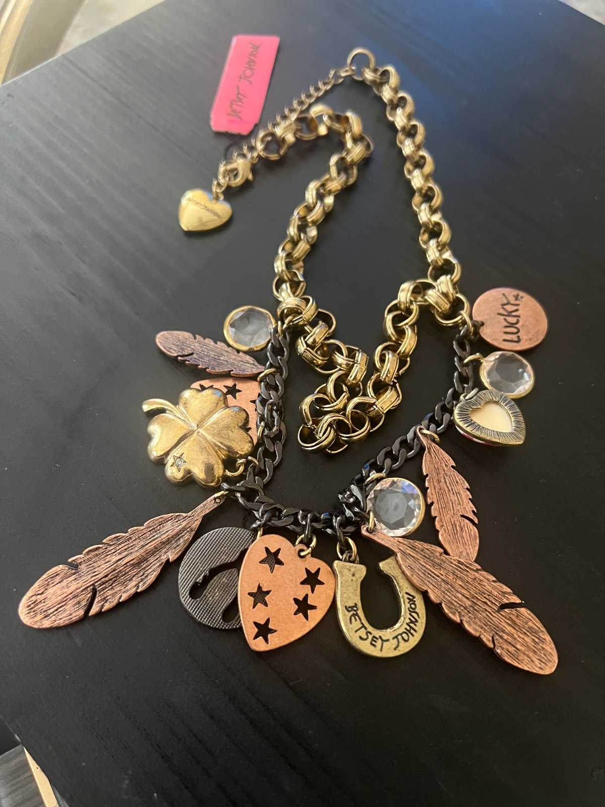 Betsey Johnson Horseshoe Leaves Charm Necklace – R2