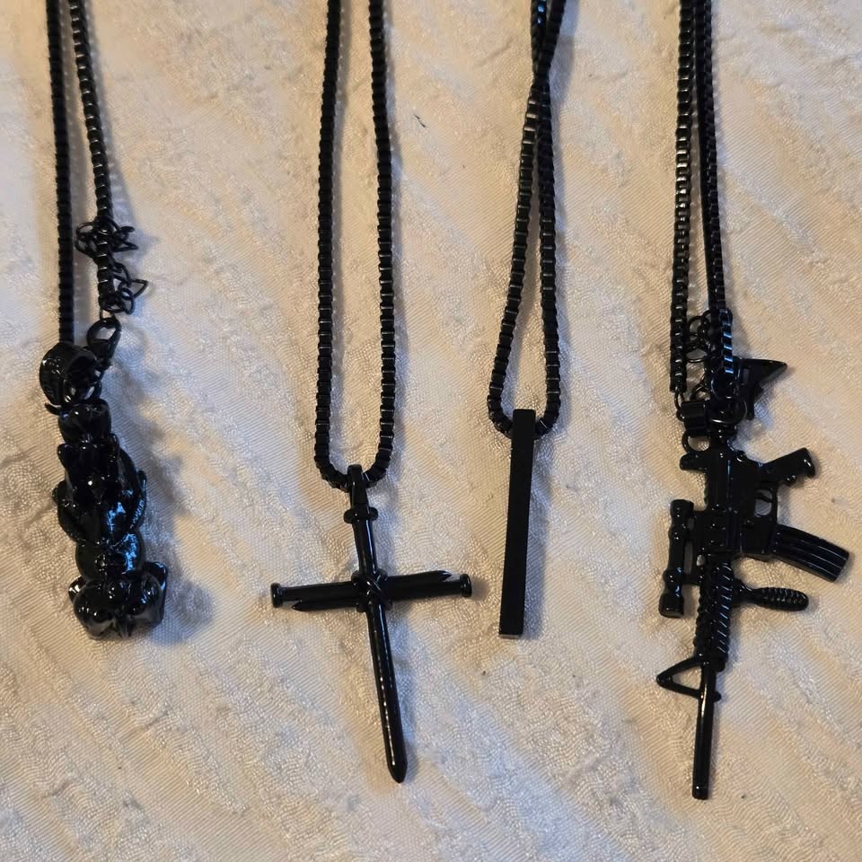 Necklaces Various Styles Black Pendant Punk Hip-Hop Ying-Yang Box Chain [T66]
