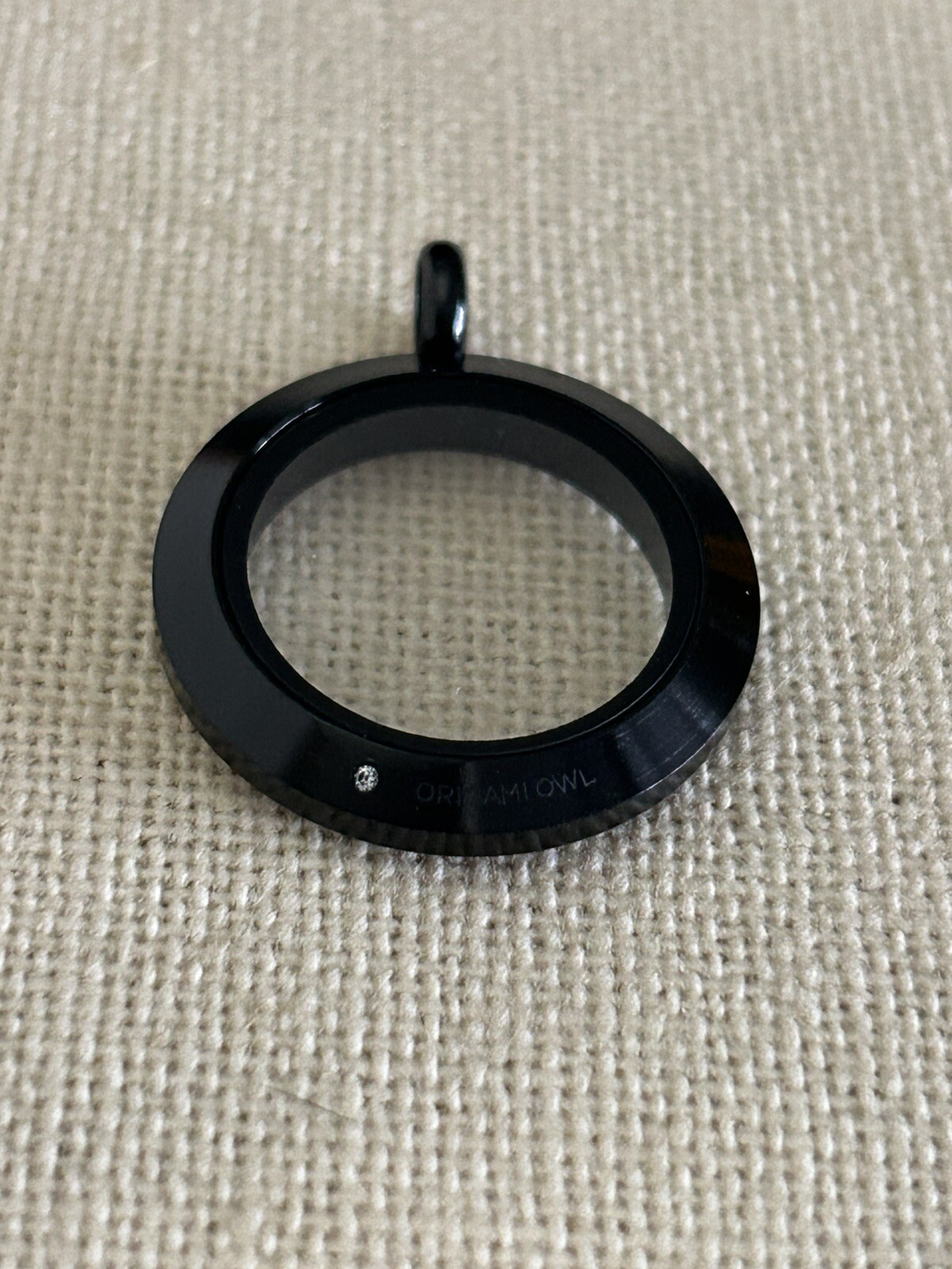 Origami Owl LK4009 Medium Black Twist “BASE ONLY” for Locket “New”