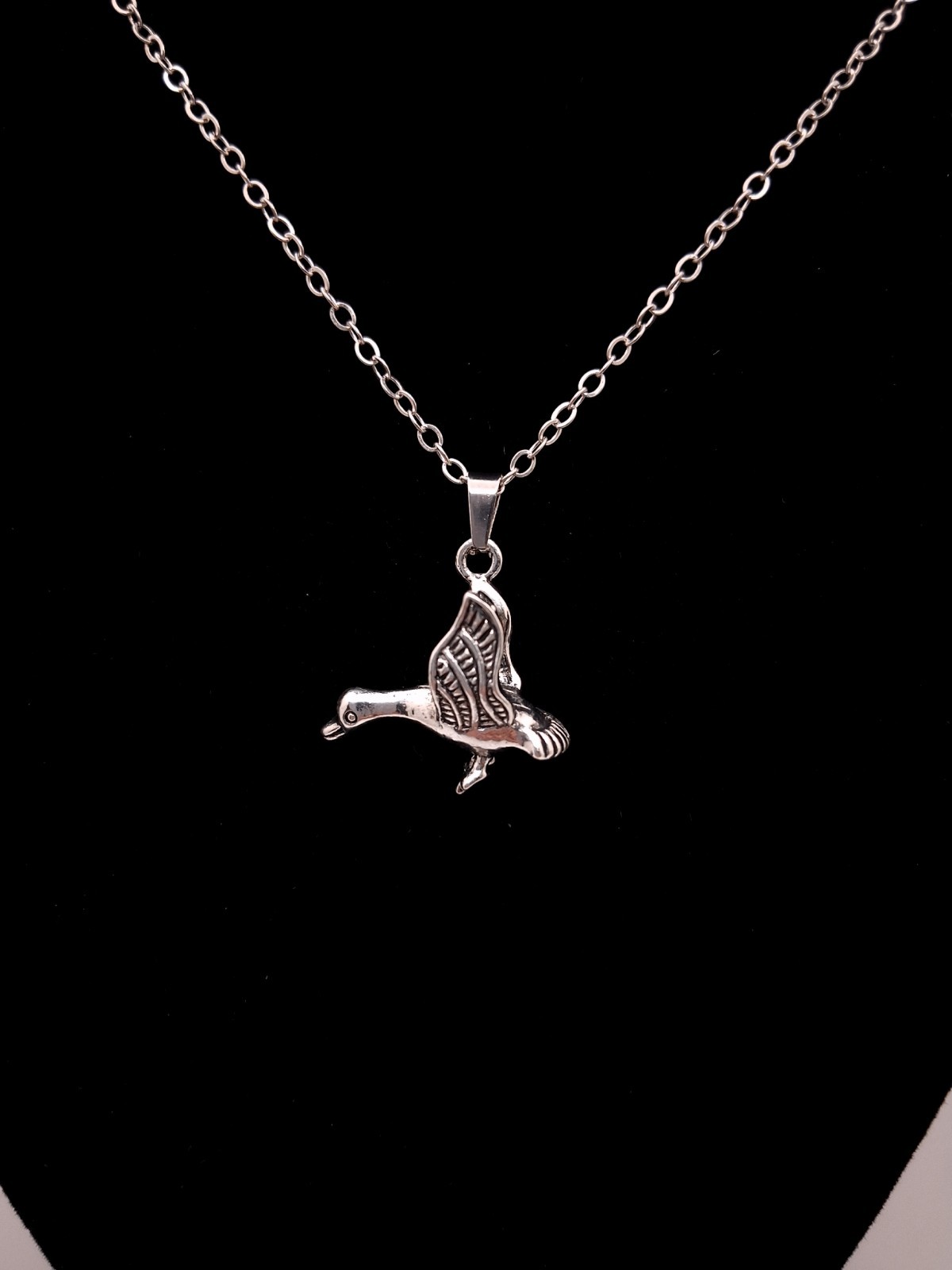 Goose Bird 3D Pendant Necklace Waterfowl Nature Wildlife Antique Silvery Toned