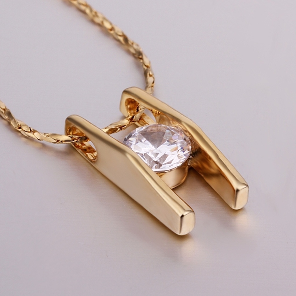 18K Gold Plated Necklace Pendant Zirconia 20 Inches 1MM Lobster B74