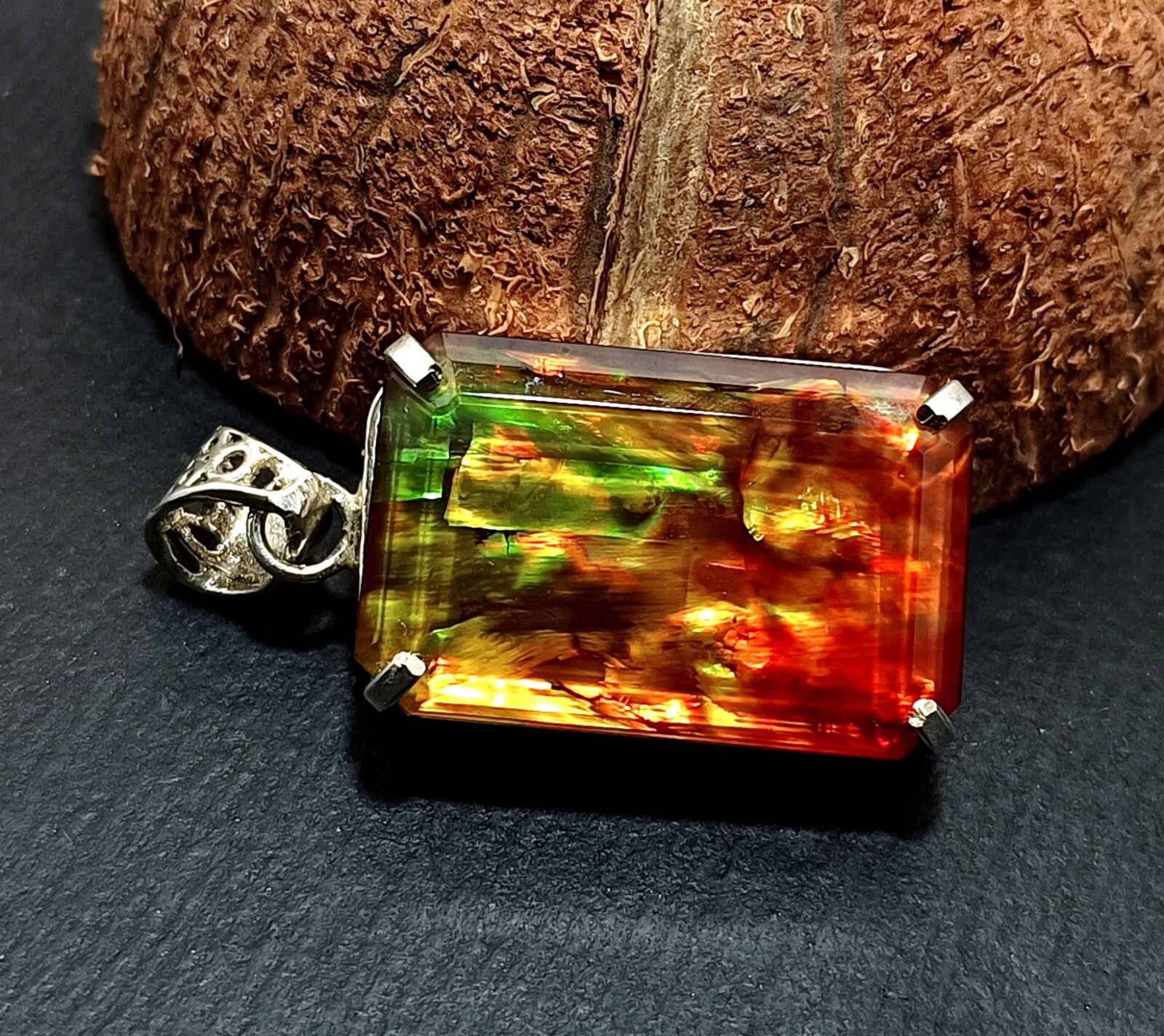 58.40 Ct Natural Ammolite 925 Solid Silver Rainbow PENDANT Certified Gemstone