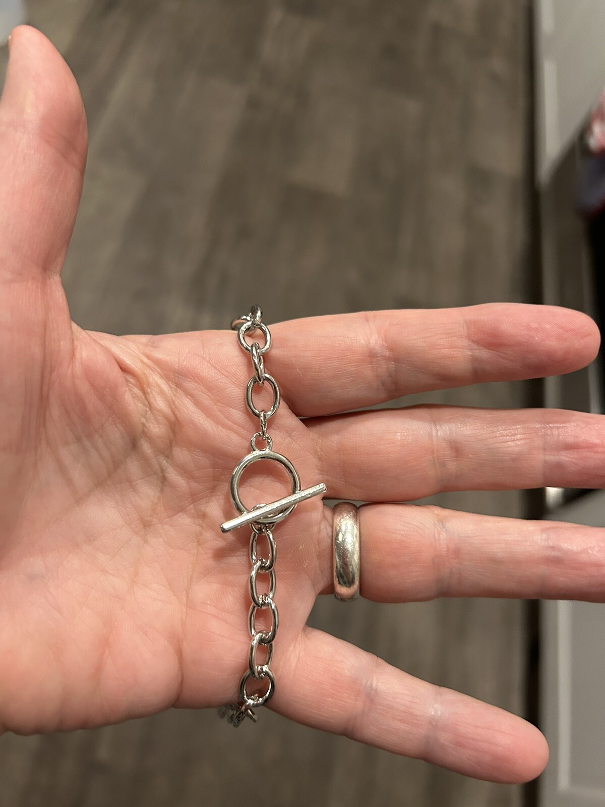 Aurora Jewelry Thick 18” Alloy Chain with Stainless Steel Alien Pendant