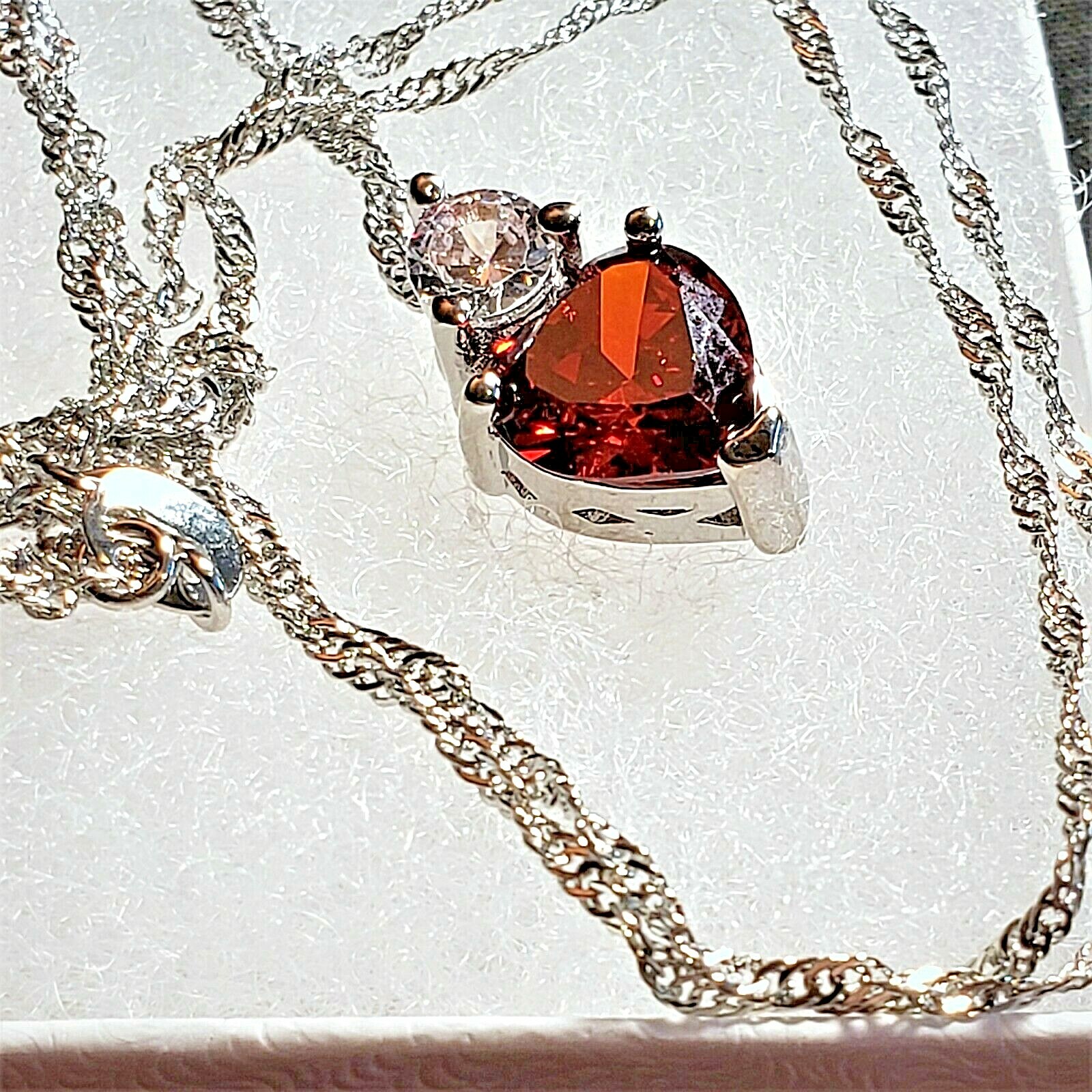 Valentine’s Day Gift/Birthday Gift Necklace Red Heart Shaped Pendant Top Crystal