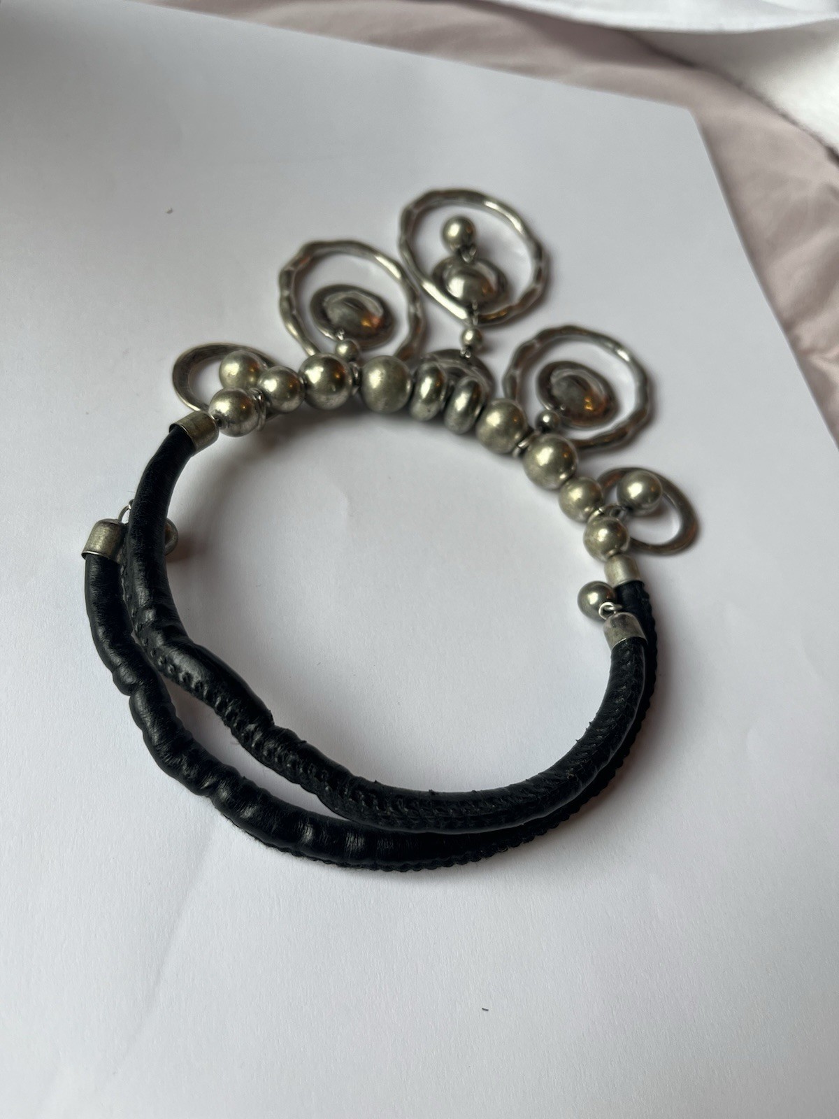 Vintage choker