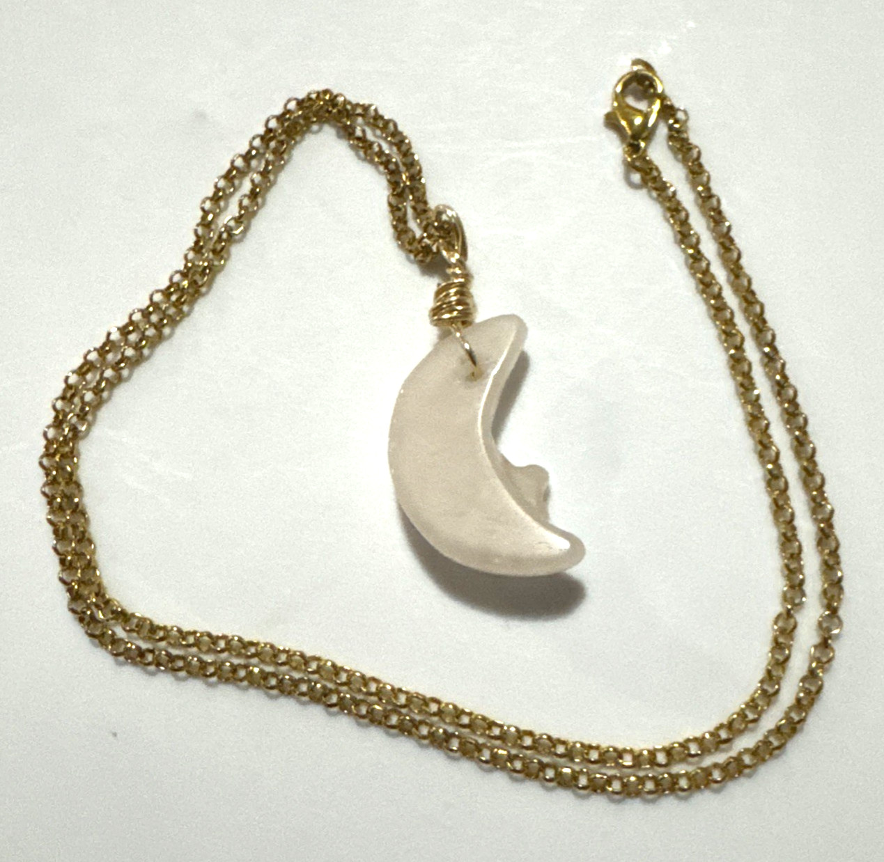 Moon Rose Quartz Pendant Necklace Jewelry Gold Tone 21″ Chain Genuine Stone