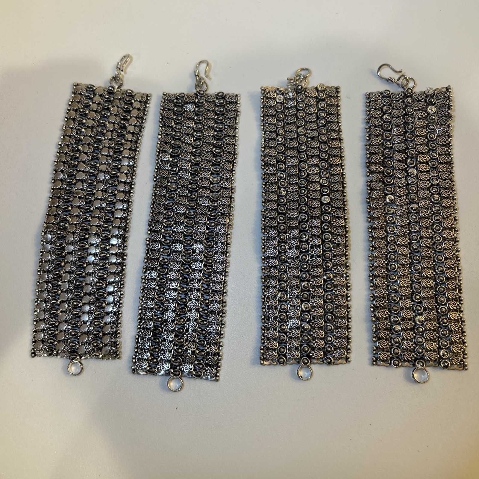 Woman’s cuff bracelets set of 4 metal clasp