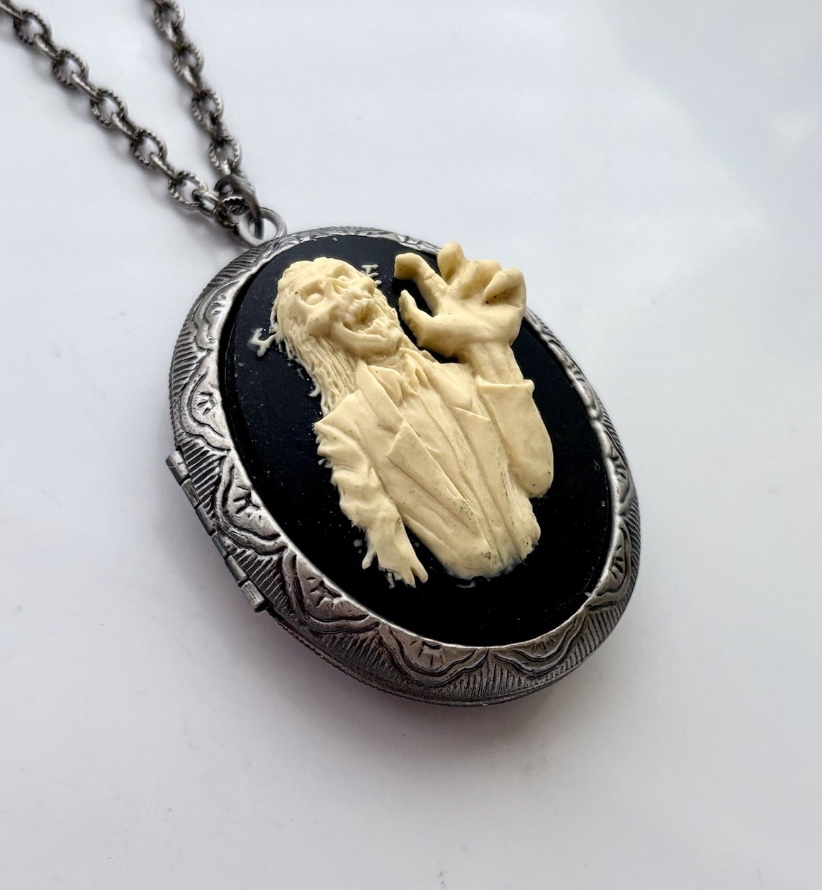 ZOMBIE 3-D CAMEO LOCKET NECKLACE Goth Photo Pillbox Stash Pendant Undead Walker