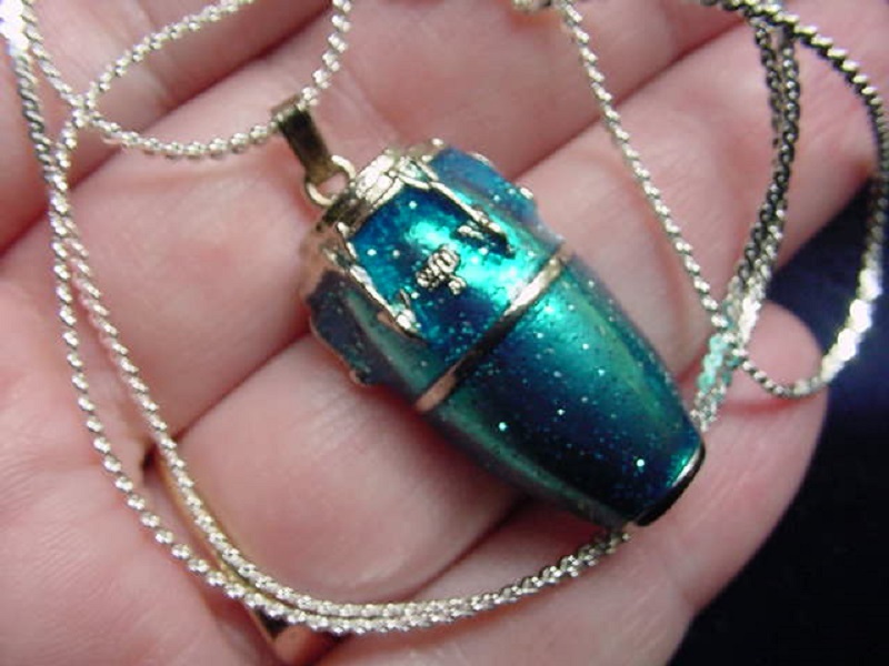 (M-317-C) pick 1 of 11 colors CONGA DRUM PENDANT jewelry NECKLACE drums SALE