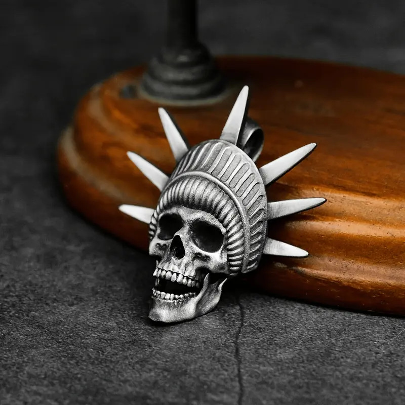 Liberty Skull Necklace Jewelry Gothic-Silvery Statue Sexy Pendant