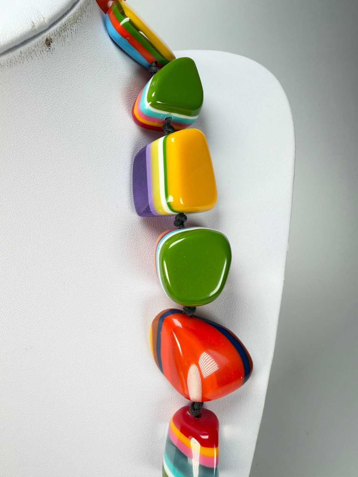 Jackie Brazil “Mix Colours” Large Stones Long 75cm Resin Necklace ( N0425 )
