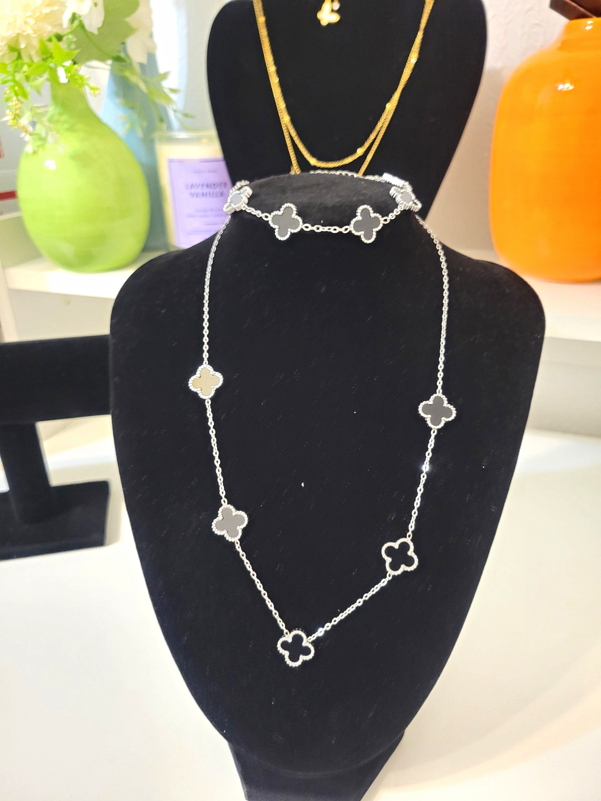 Silver Tone Cable Chain Station Necklace Shape Metal No Stone Jewelry