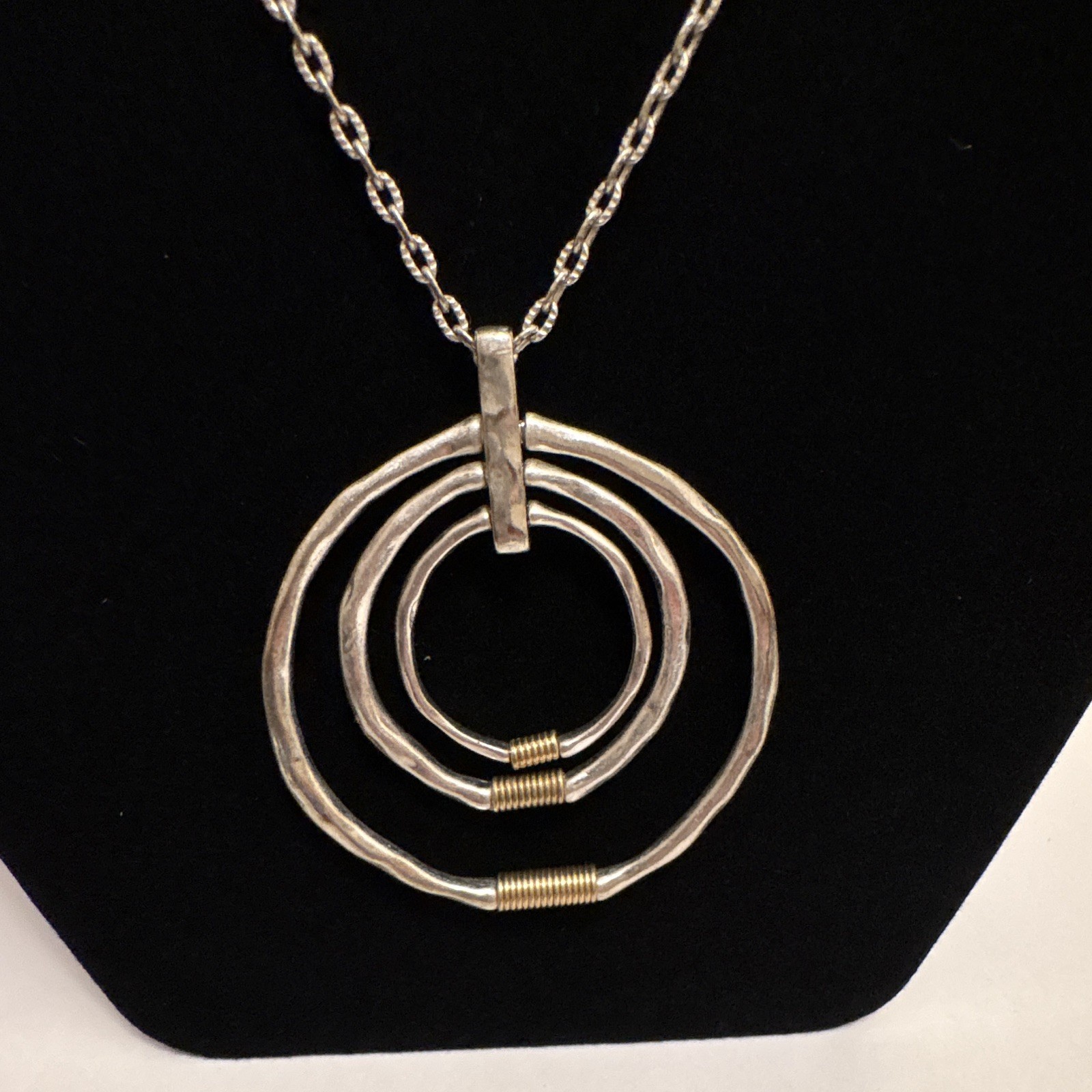 Silver Tone Double Circle Ring Pendant Necklace 30 in Oval Link Lobster Clasp