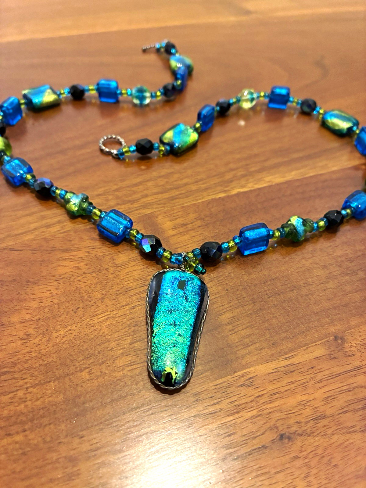 Vintage Blue Green Art Glass Beaded Necklace With Dichroic Glass Pendant Clasp