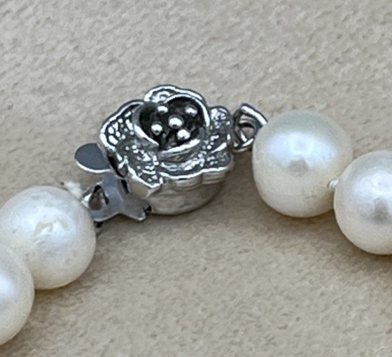 Real Cultured Pearl Necklace 46cm Knotted Silver Tone Floral Clasp