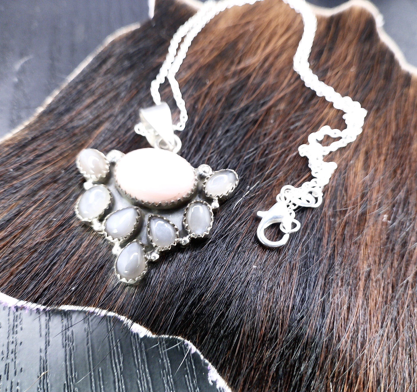 Genuine Queen Pink Conch & Moonstone Pendant with 925 Sterling Silver Chain