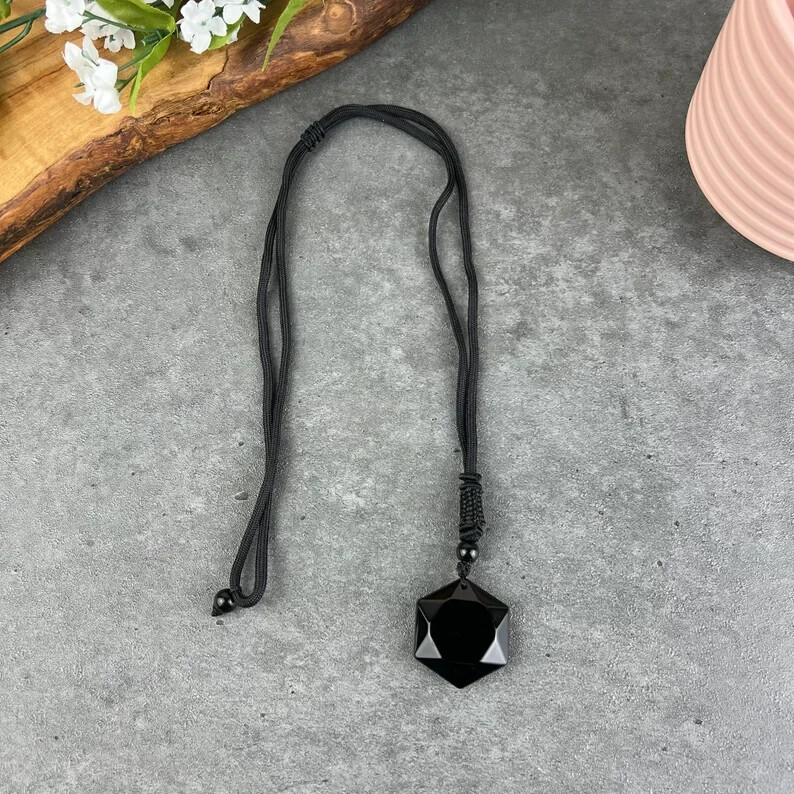 Natural Black Obsidian Stone Pendant Healing Fashion Amulet Unisex Necklace Gift