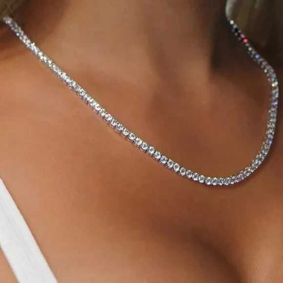 COUNTRY STRONG Rhodium Plated Cubic Zirconia NEW SPARKLY NECKLACE 16″