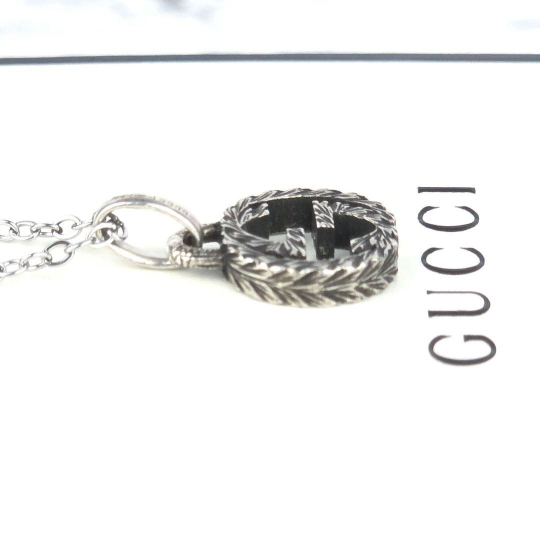 Excellent Gucci Interlocking Arabesque Necklace GG Marmont Smoked