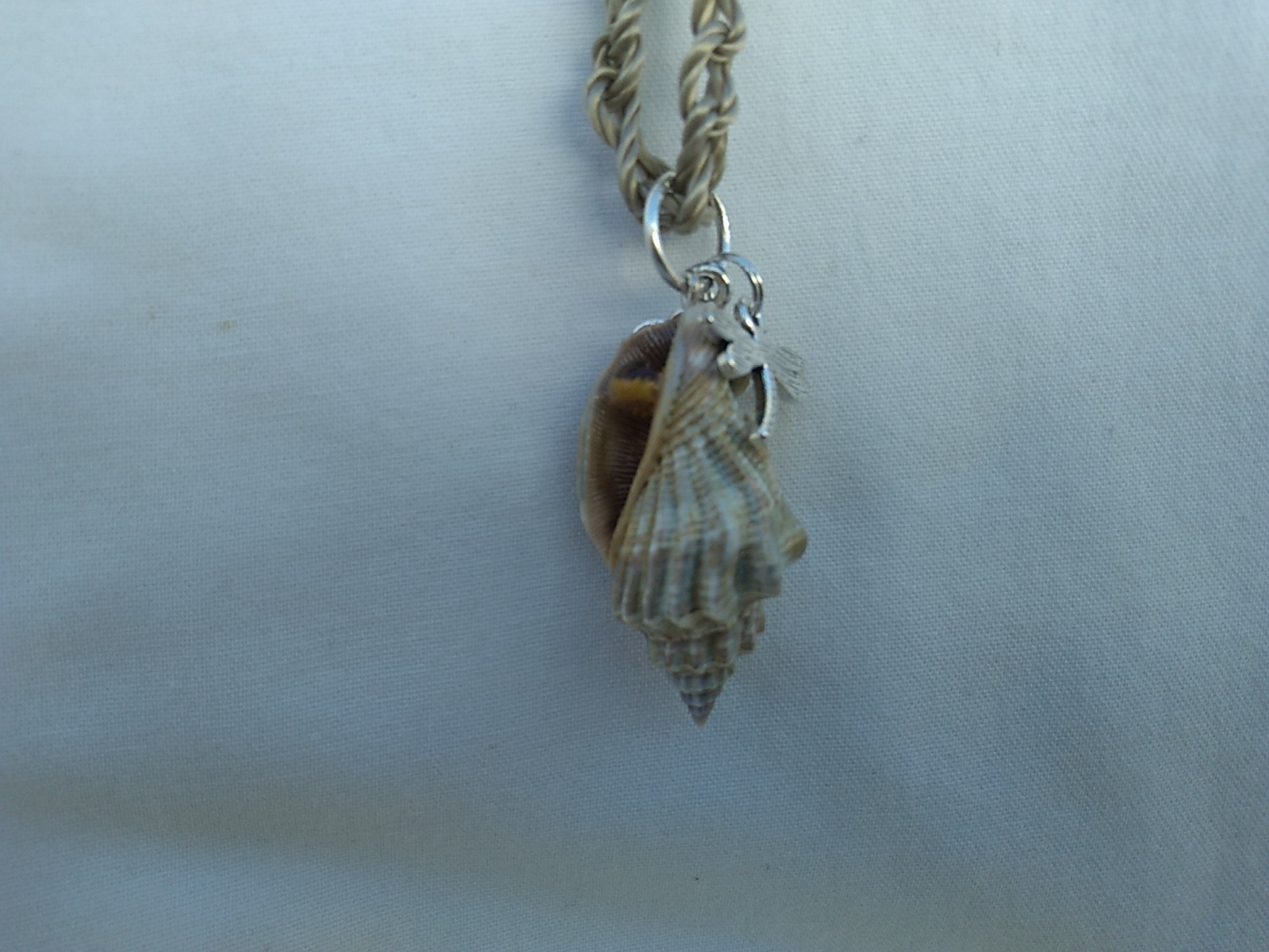 Boho Seashell Pendant Necklace 22″ Women’s Jewelry USA Seller Gift