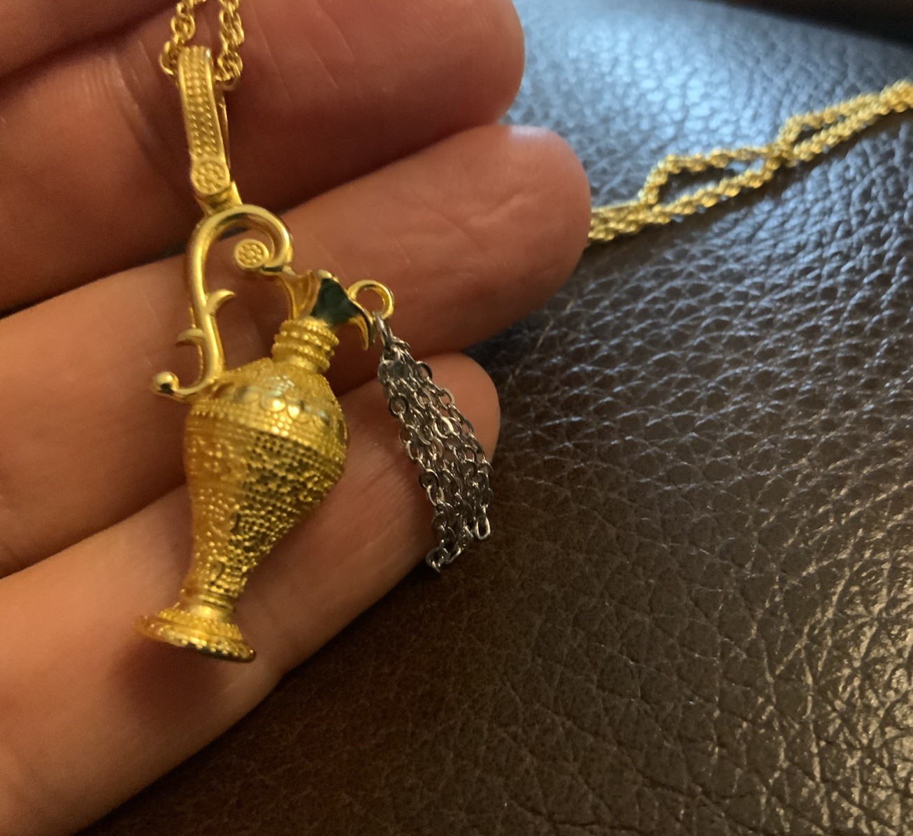 Medieval Museum Amphora Vase Necklace Chain Gold Antique VTG Boho Greek Tassel