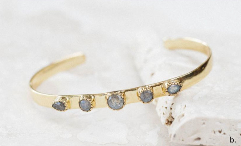 Joya Collection Ronin Cuff Moonstone Bracelet