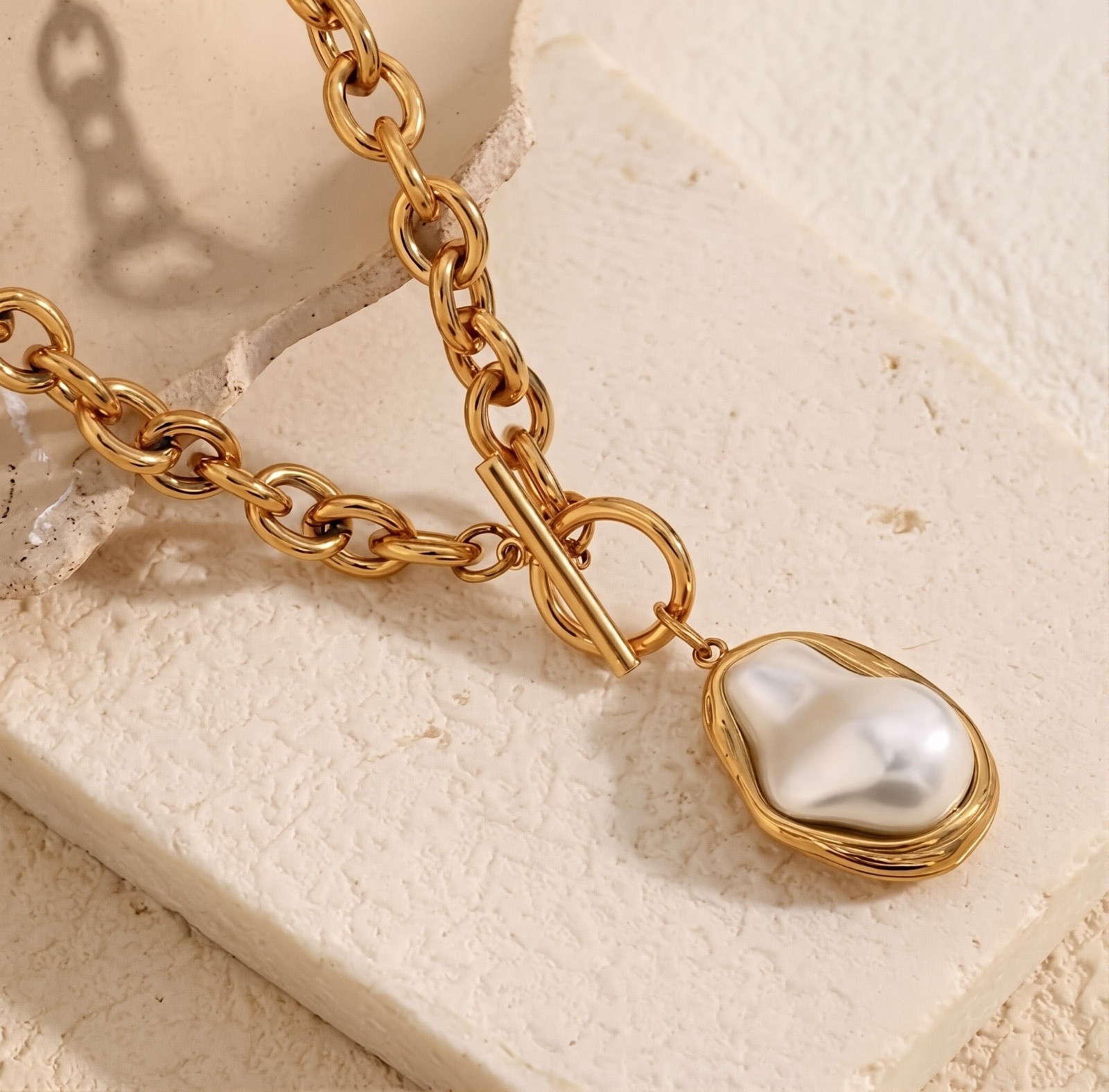 Gold Pearl Necklace Chunky Statement Baroque Pearl T Bar Clasp 18K Gold Plated
