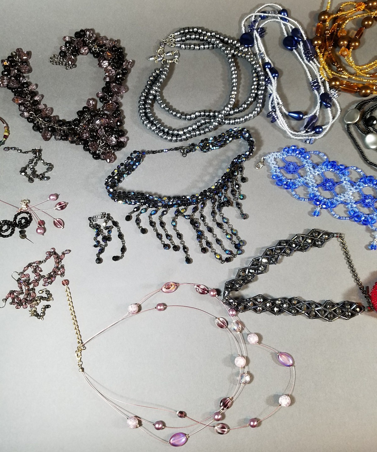 Lot of Mix Fashion Jewelry Necklaces Earrings Belt, wearable, Czech glass beads