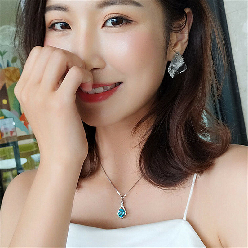 Stunning Blue Topaz 18K Rose / White Gold Filled Vase Pendant Necklace