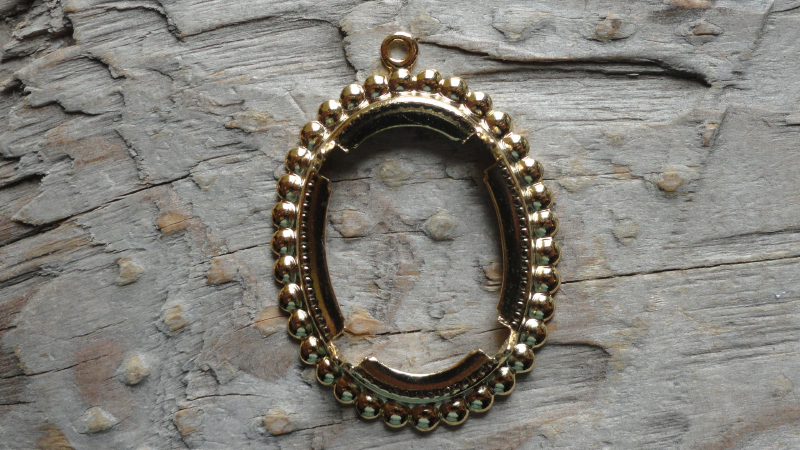 Pendant Bead Oval Hamilton Gold Plated 18x25mm Pronged (pkg 12) 0525
