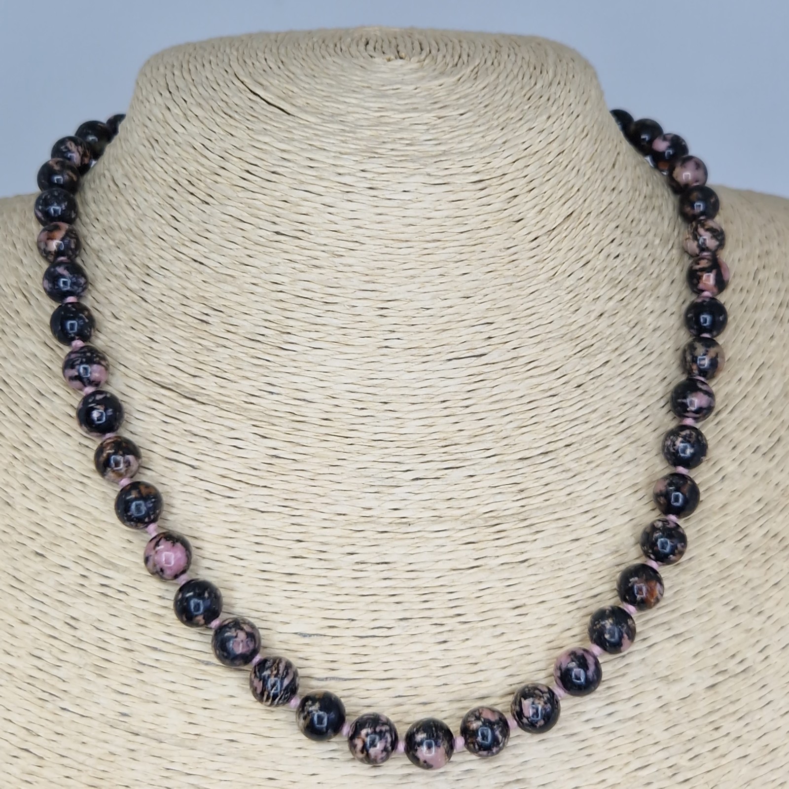 Rhodonite Beaded Necklace Black Lace Pattern Gemstone Healing 46cm Hand-knotted