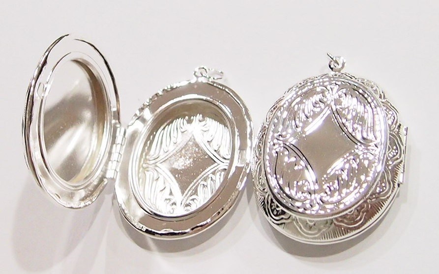 2 of 36x28mm Silver Victorian Style Etched Locket Pendant Settings 54x39mm