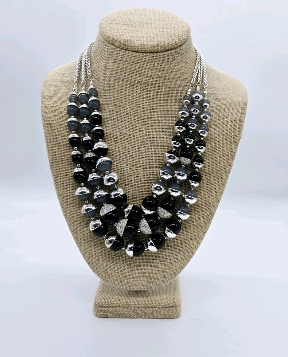 White House Black Market WHBM Necklace Layered Silver Grey Black Graduated Ball