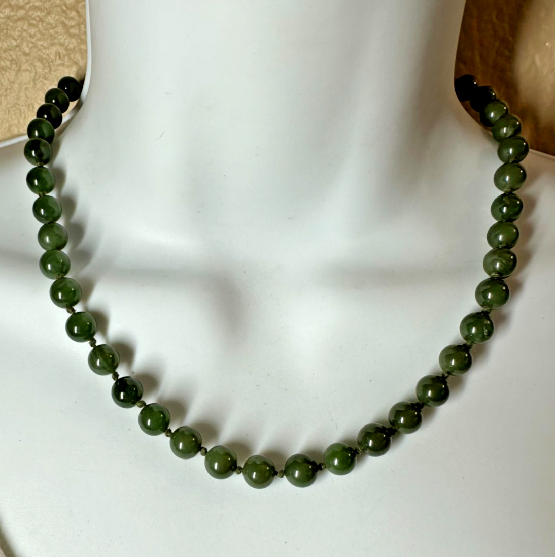 8mm Round Genuine Natural Green Jade Stone Women’s Necklace Jewelry Choker 18″