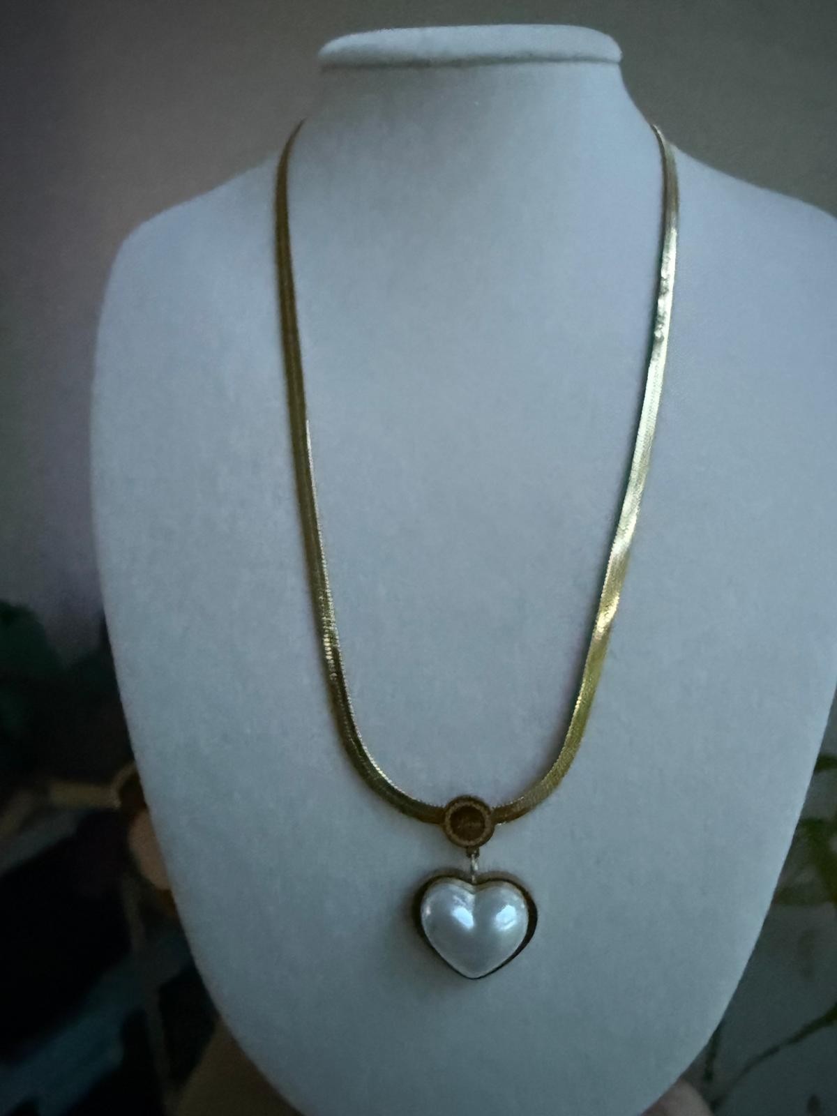 Gold Tone Herringbone Necklace Faux Pearl Heart Pendant Statement Necklace