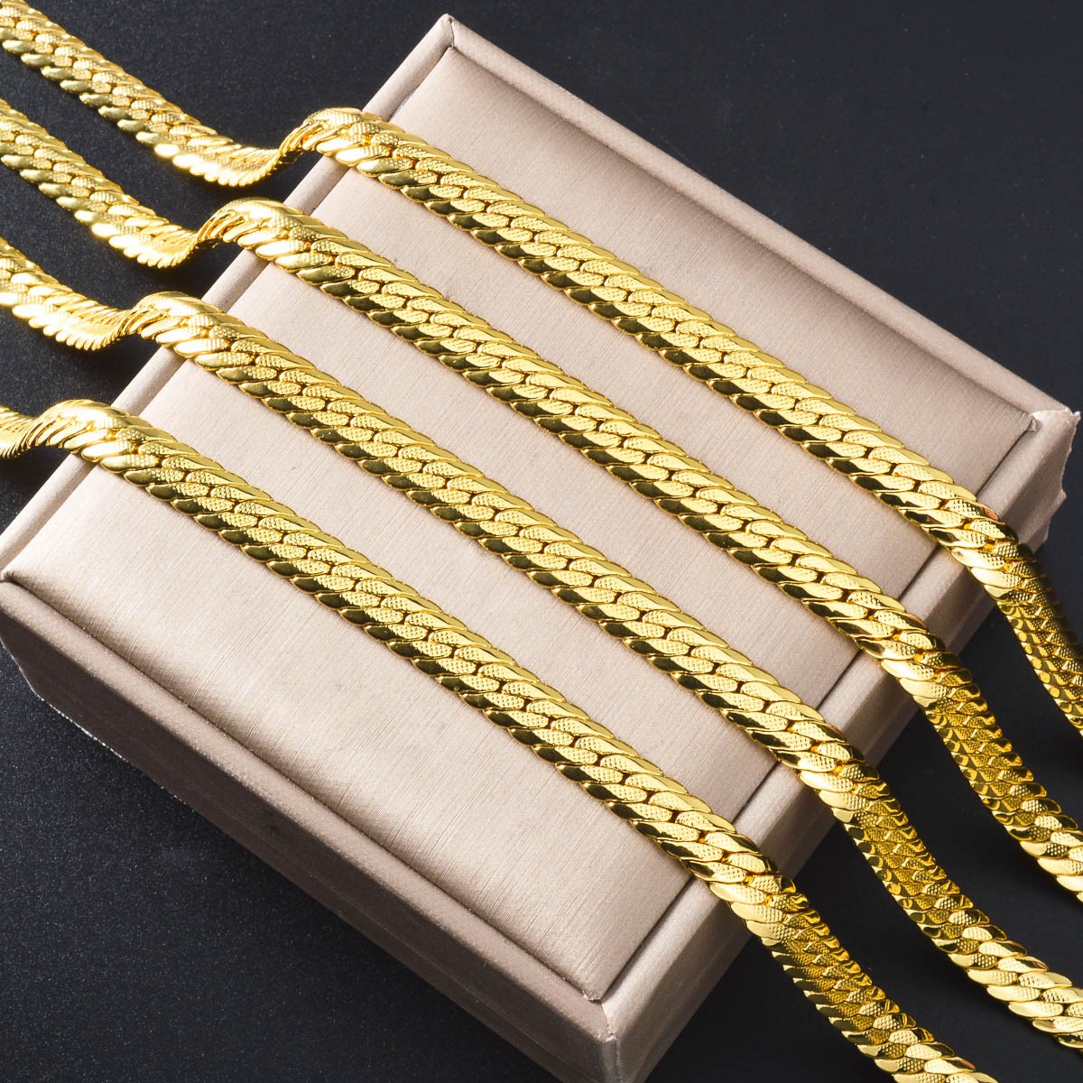 18K Gold Cuban Curb Chain Necklace 750 Stamp Unisex Hip‑Hop Jewelry 18‑24in 7MM