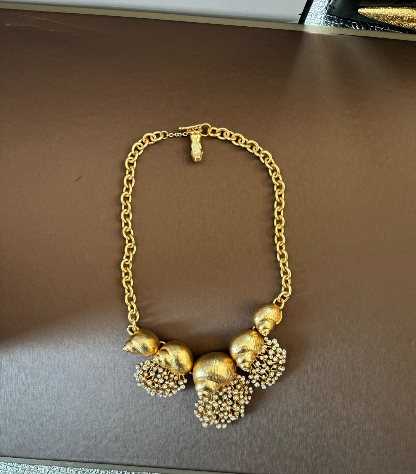 🎁NEW Schiaparelli Women Conch Rhinestone 18K Gold Necklace Lover Gift