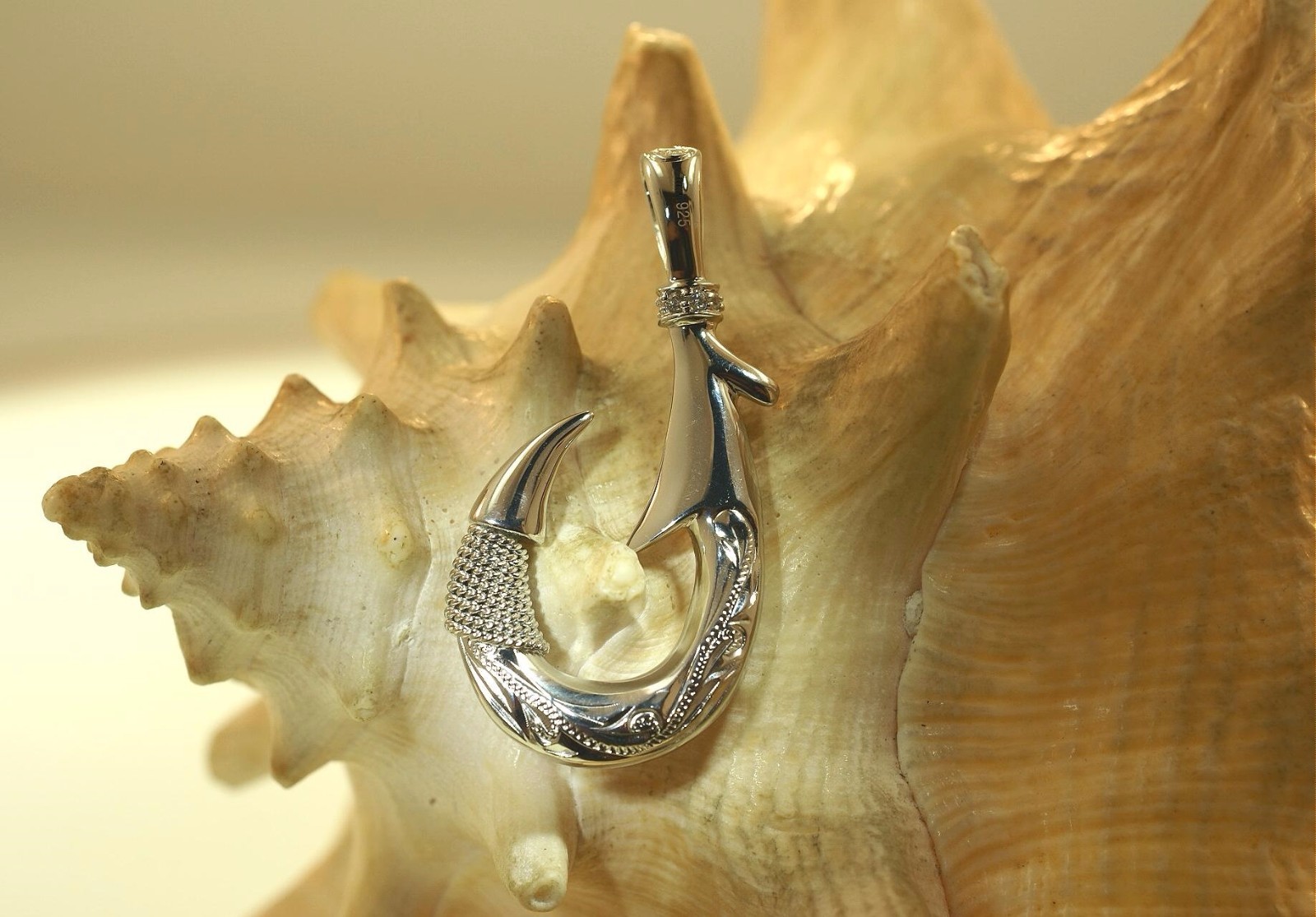 28MM HAWAIIAN 925 SILVER HEAVY DUAL SCROLLS FISH HOOK INLAY TURQUOISE CZ PENDANT