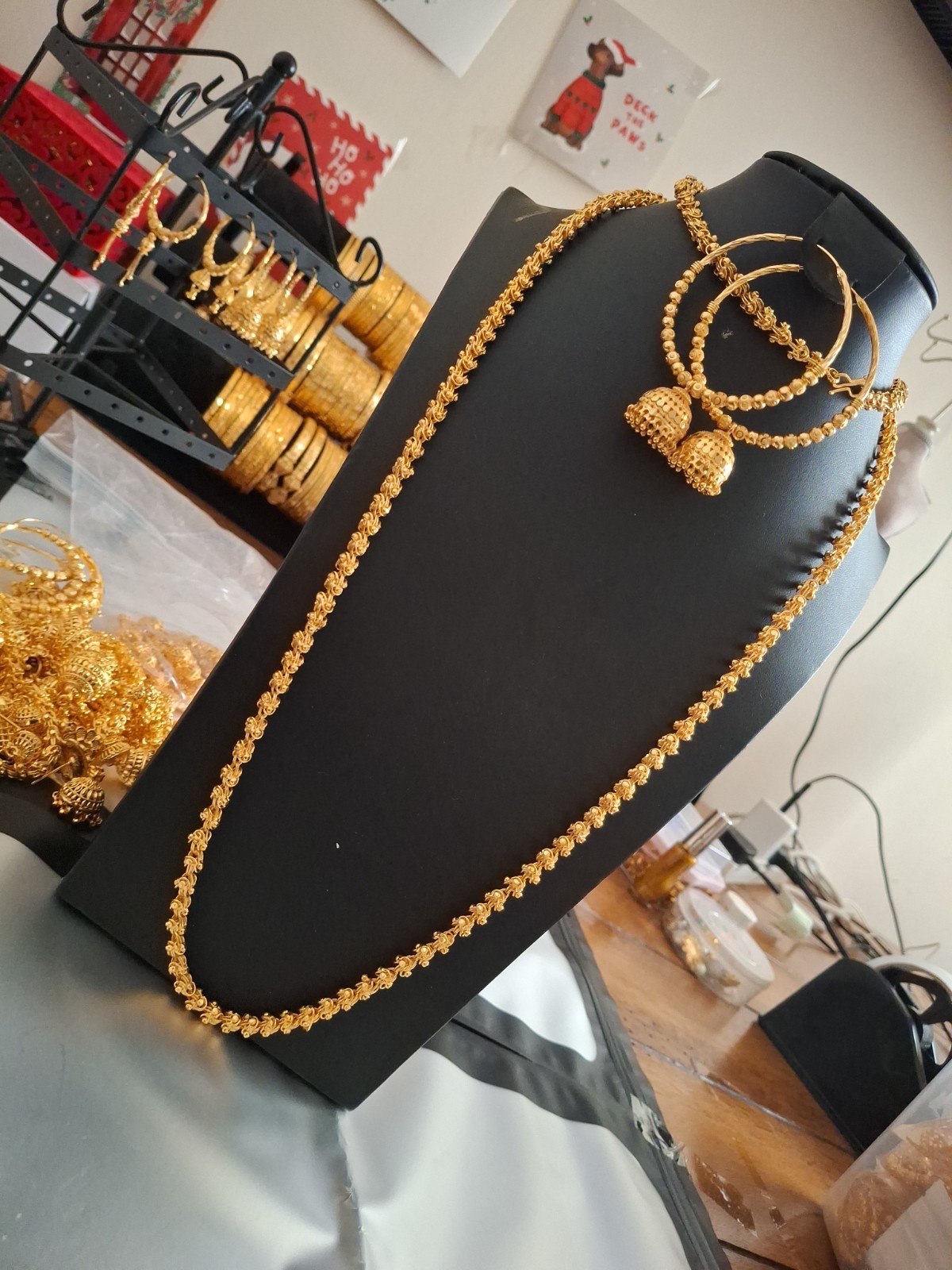 Gold polished high quality daily use hoop with 100cm large necklace malla design