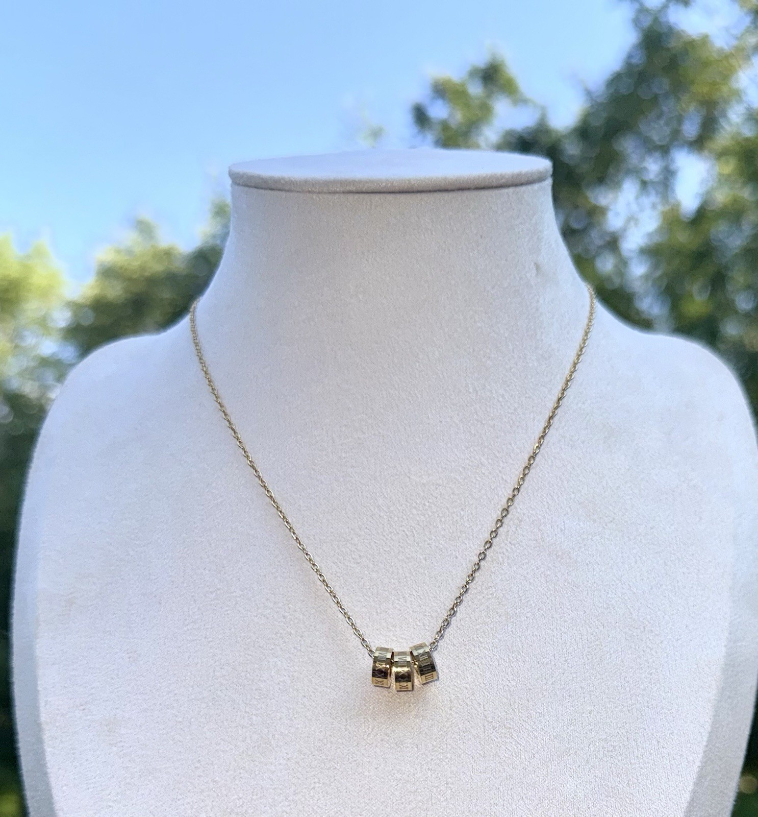 Gold Tone Metal Cable Chain Necklace w/ Rectangle Bar Charm Pendant