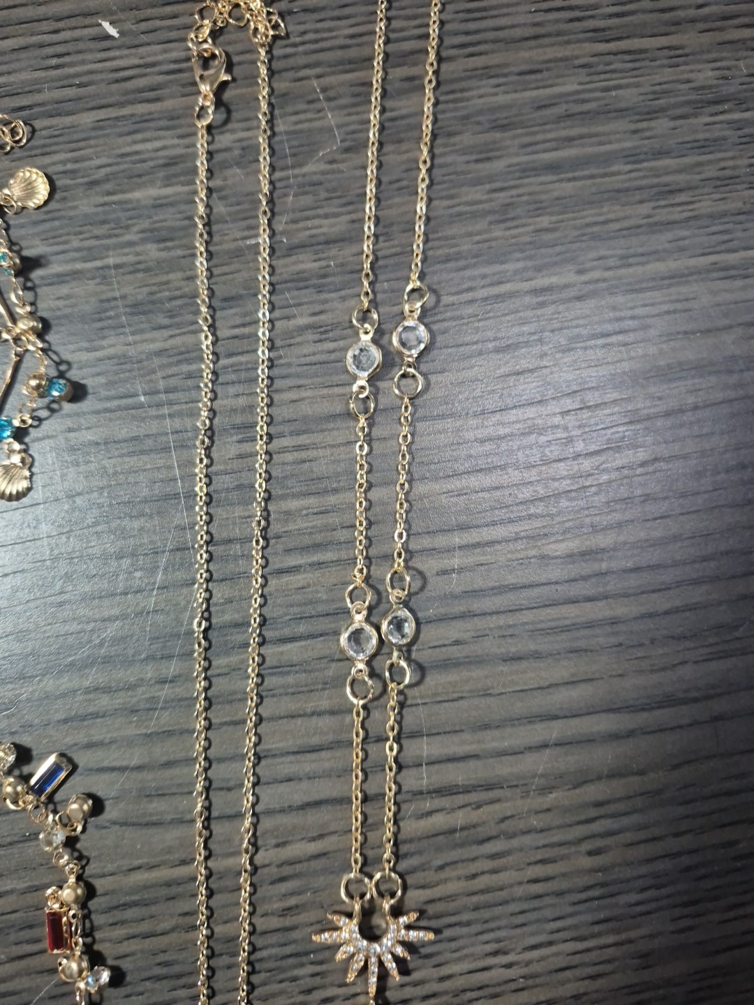 5 Piece Lot Colored & Clear Gold Tone Fashion Necklaces And Bracelet