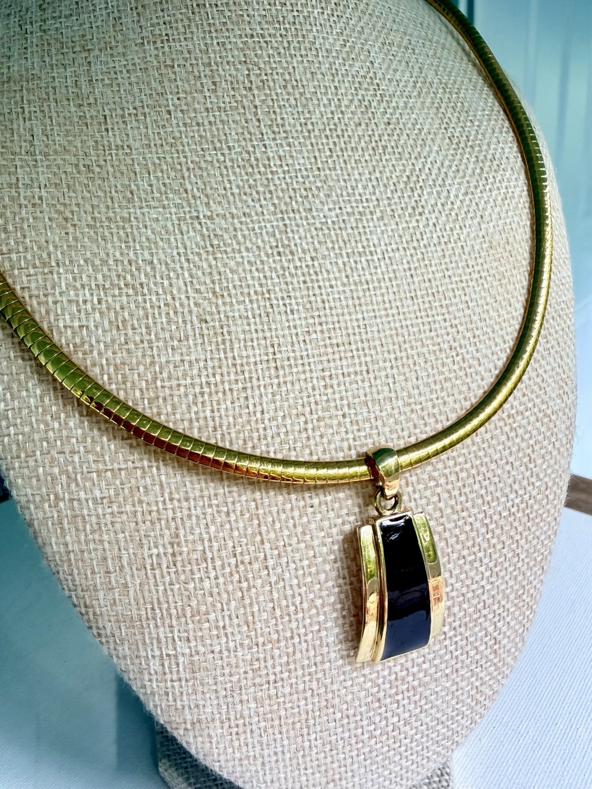 Lia Sophia Gold Tone Omega Necklace Black Enamel Statement Pendant Vintage