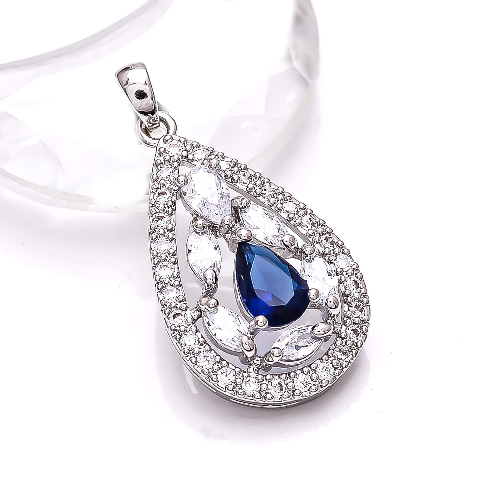 Blue Sapphire – Simulated & CZ Gemstone 925 Sterling Silver Pendant 1.30″ P7909